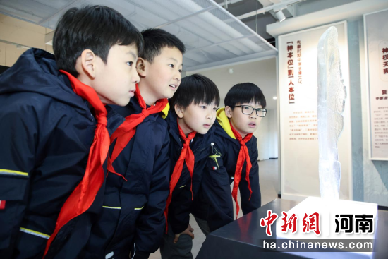 图为活动现场。